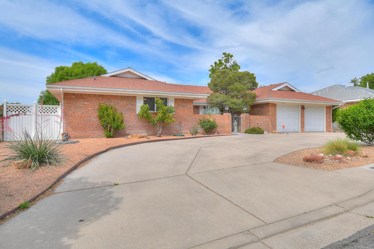 7609 Arroyo Del Oso Avenue - Photo 1