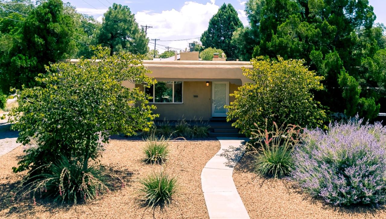 408 Lafayette Place - Photo 1