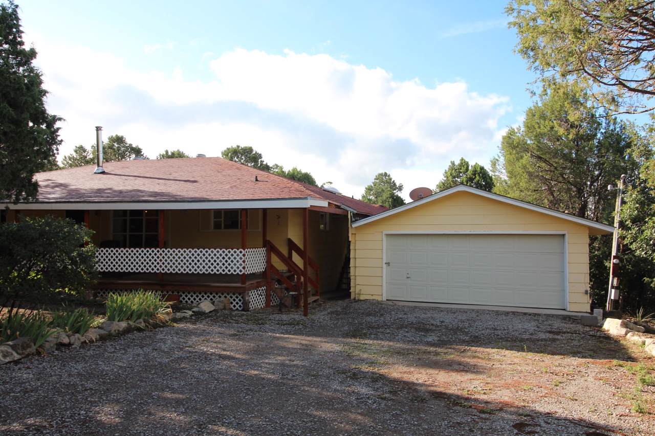 17 Cardinal Drive - Photo 1