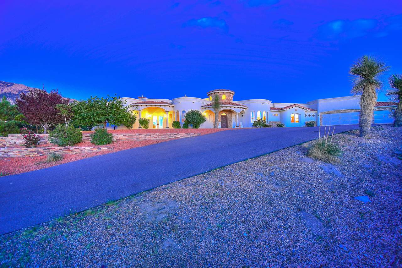 10896 Elena Avenue - Photo 1