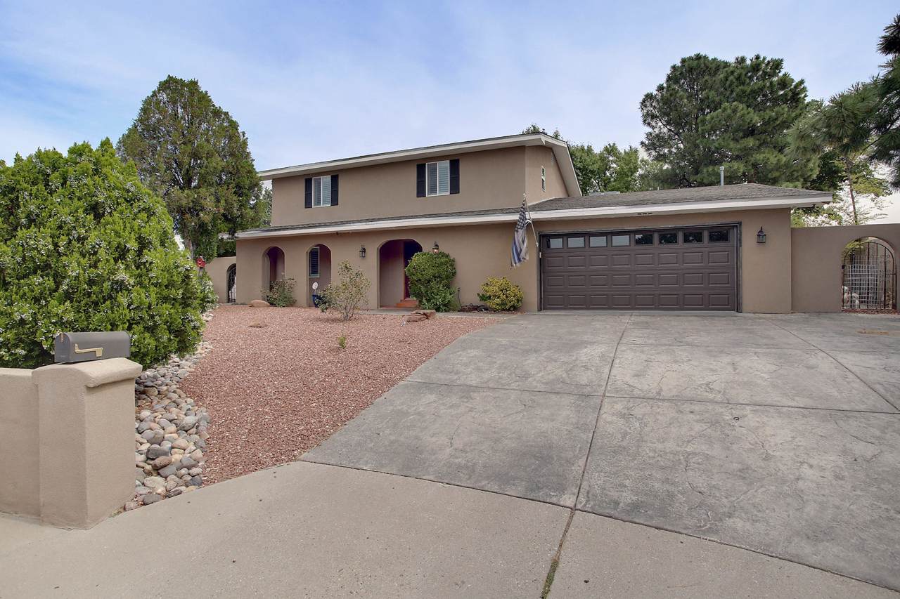 7819 Academy Trail - Photo 1