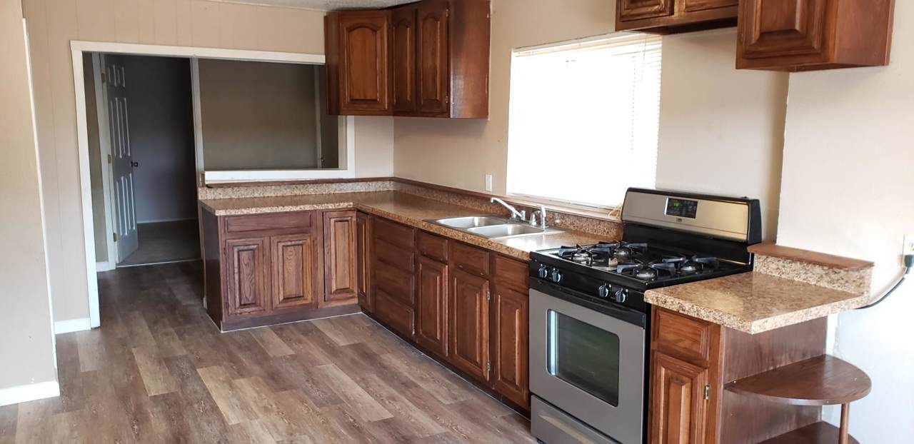 1102 Chavez Avenue - Photo 1