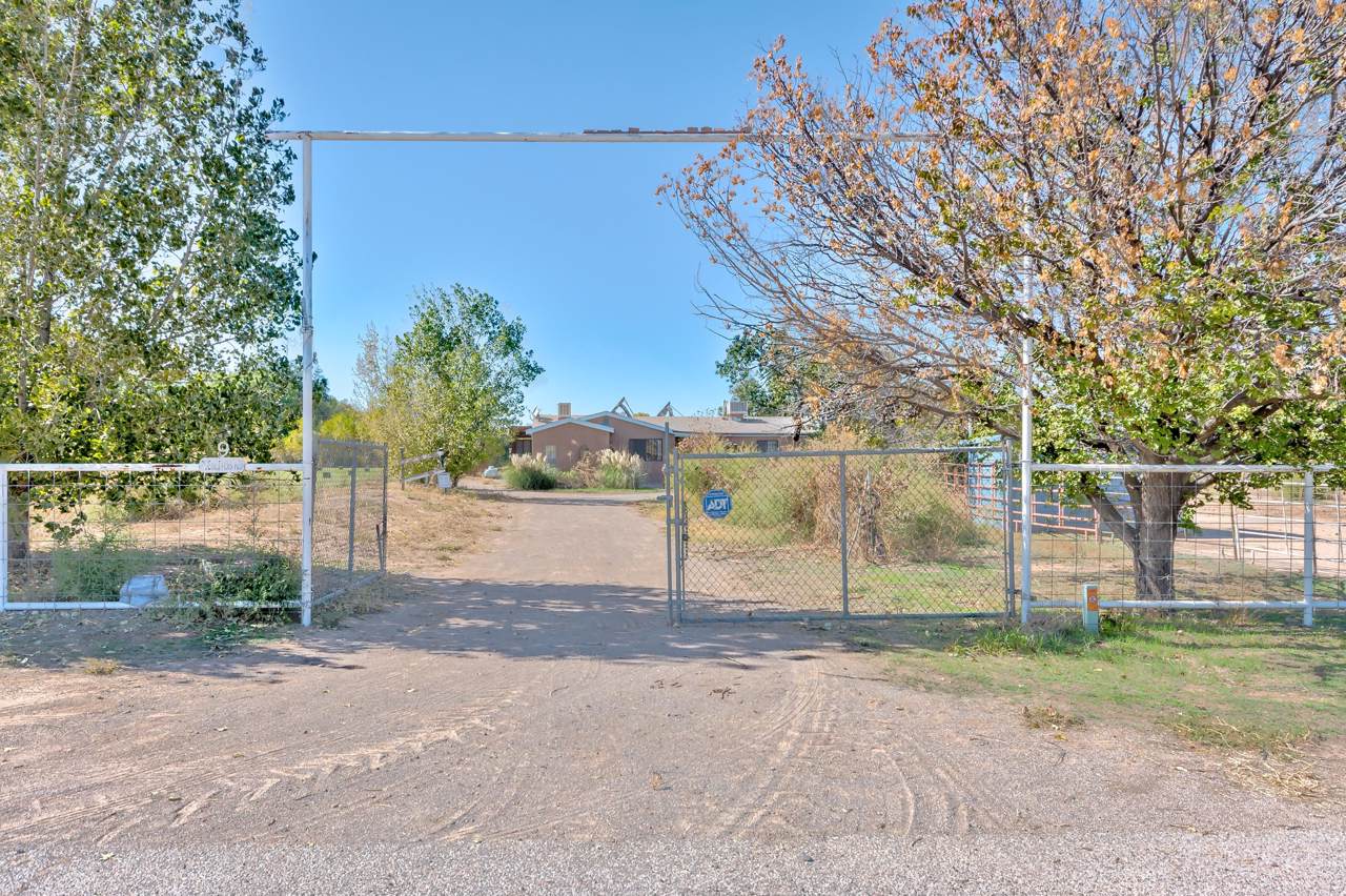 9 Pueblitos Road - Photo 1