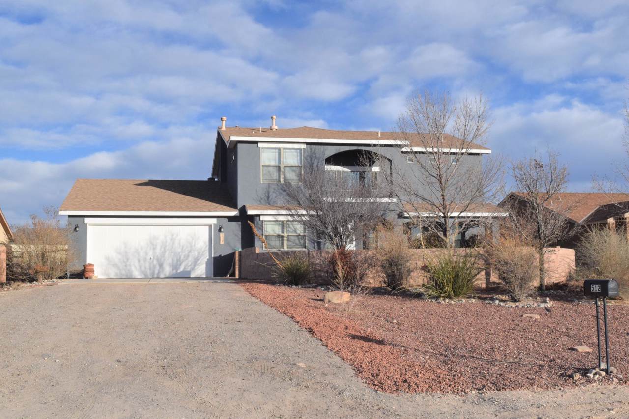 512 6TH Street - Photo 1