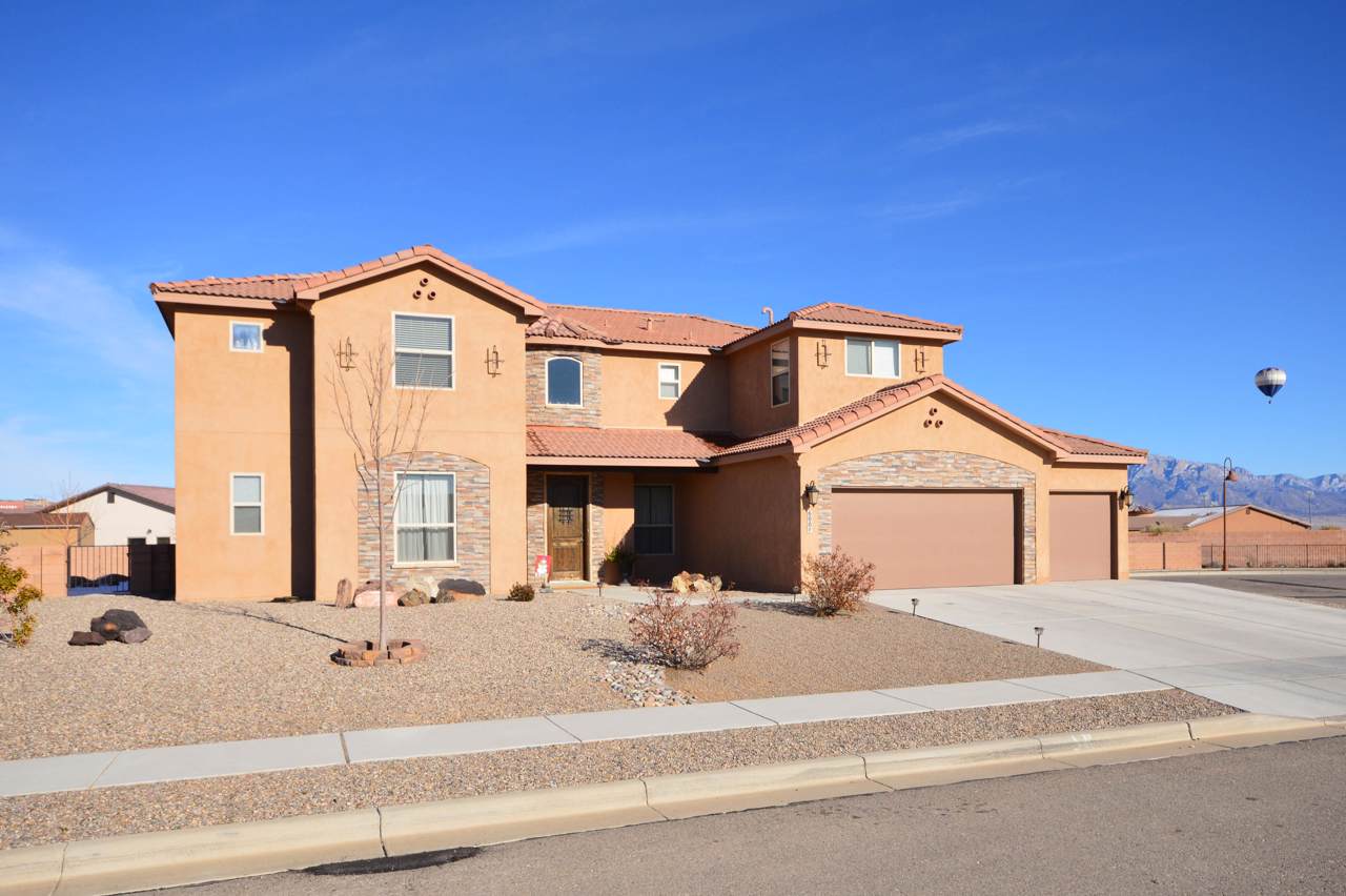 600 Tiwa Lane - Photo 1