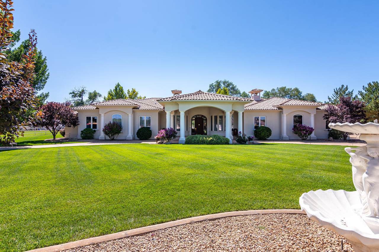610 Paseo Del Bosque - Photo 1