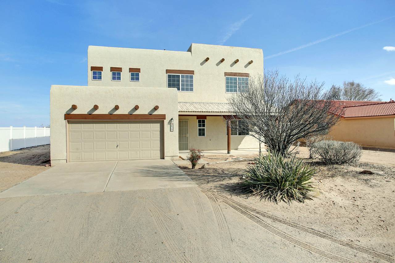 624 9TH Street - Photo 1