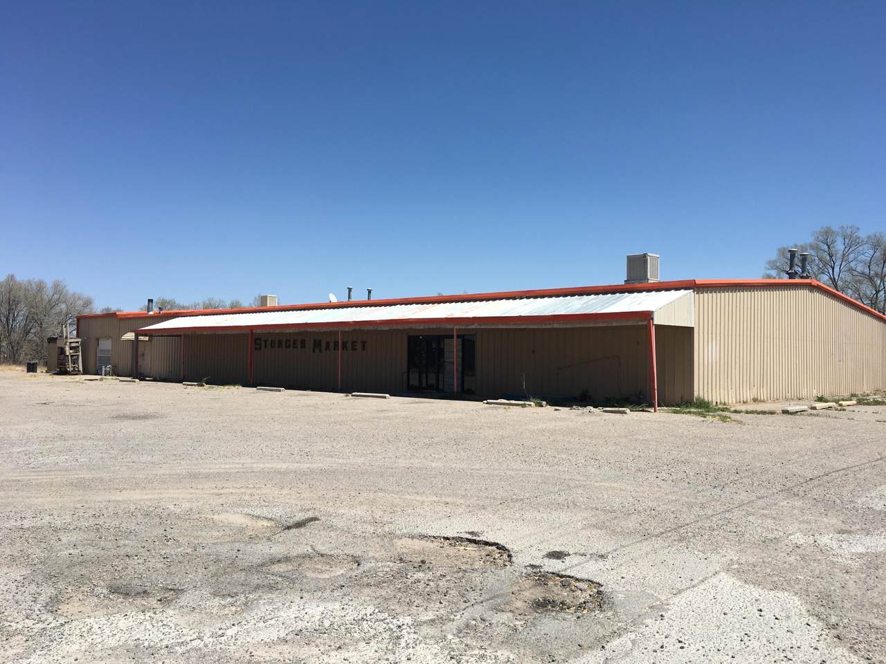 320 Williams Avenue - Photo 1