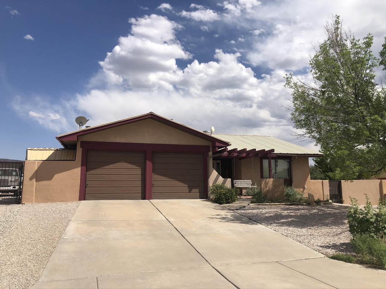 1713 Los Pinos Drive - Photo 1