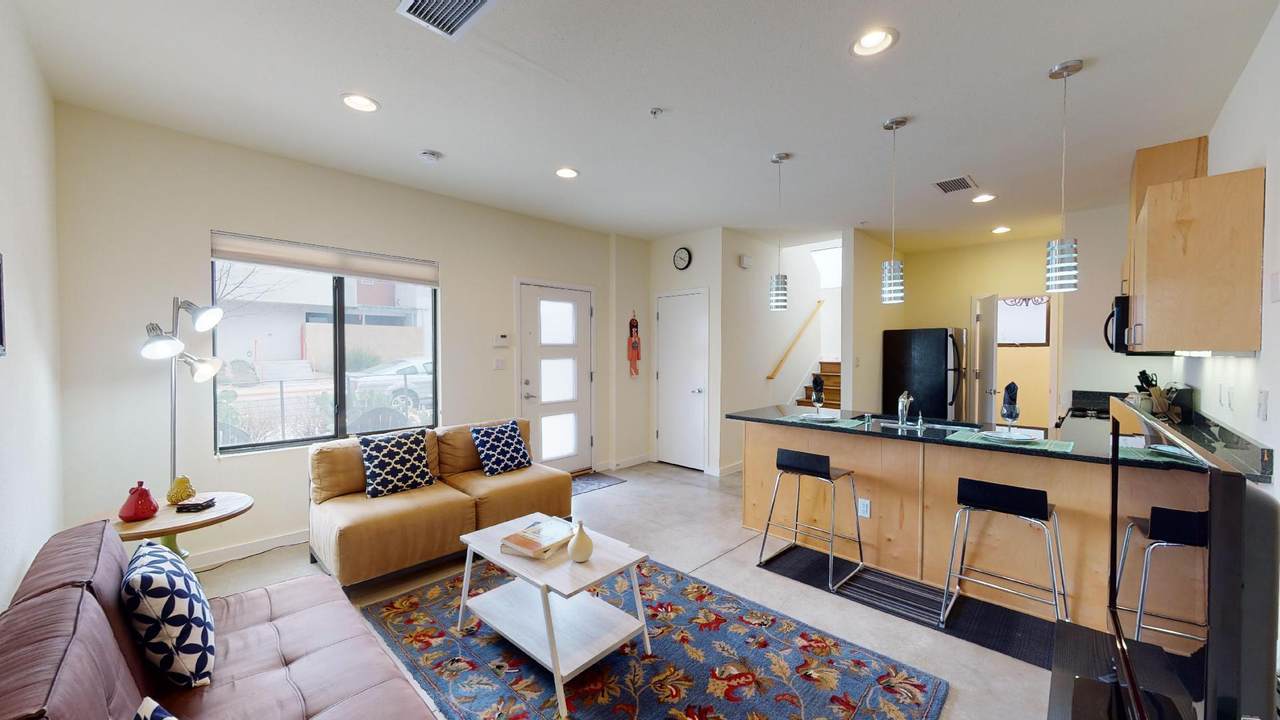 201 Aliso Drive - Photo 1