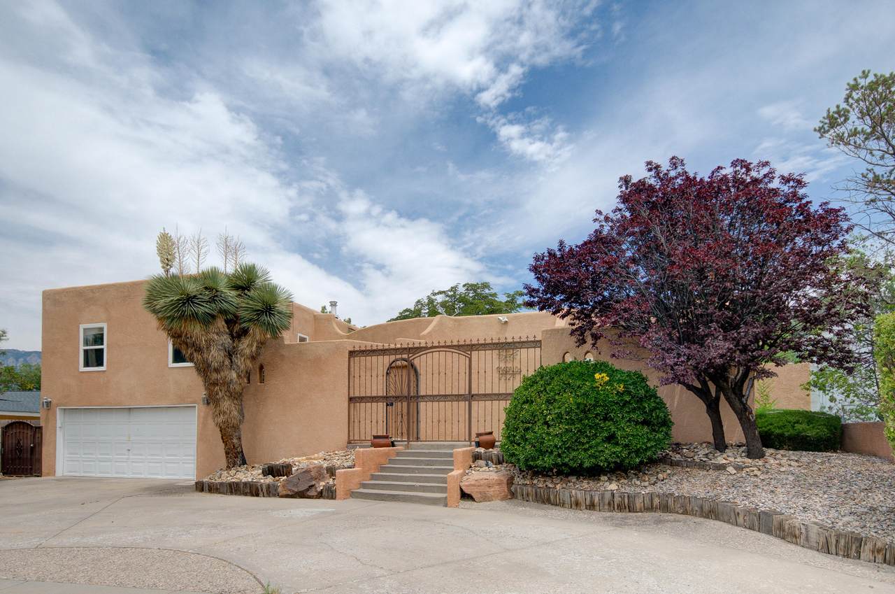 2524 Georgene Drive - Photo 1