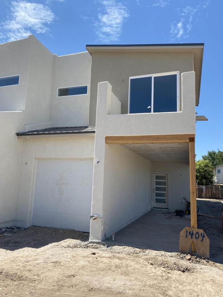 1404 Mountain Road - Photo 1