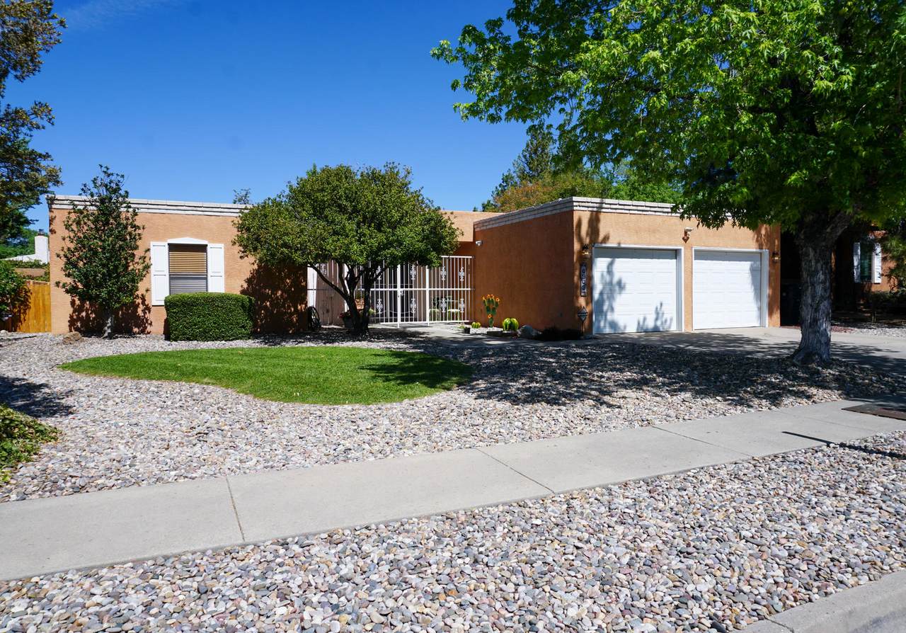 6909 Rosewood Road - Photo 1