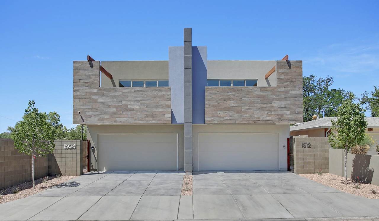 1512 San Patricio Avenue - Photo 1
