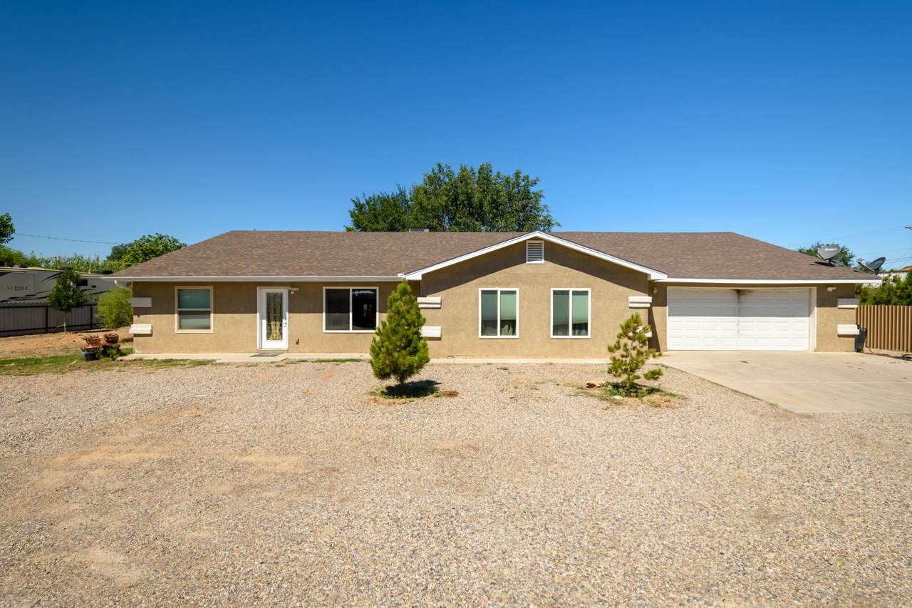 1019 Aragon Road - Photo 1