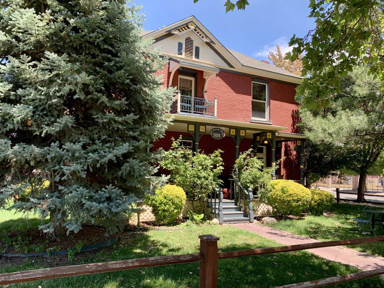 701 Roma Avenue - Photo 1