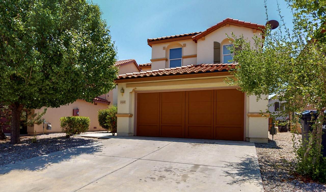 1040 Waterfall Drive - Photo 1