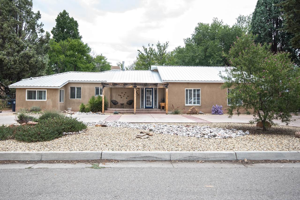 293 Alamosa Road - Photo 1