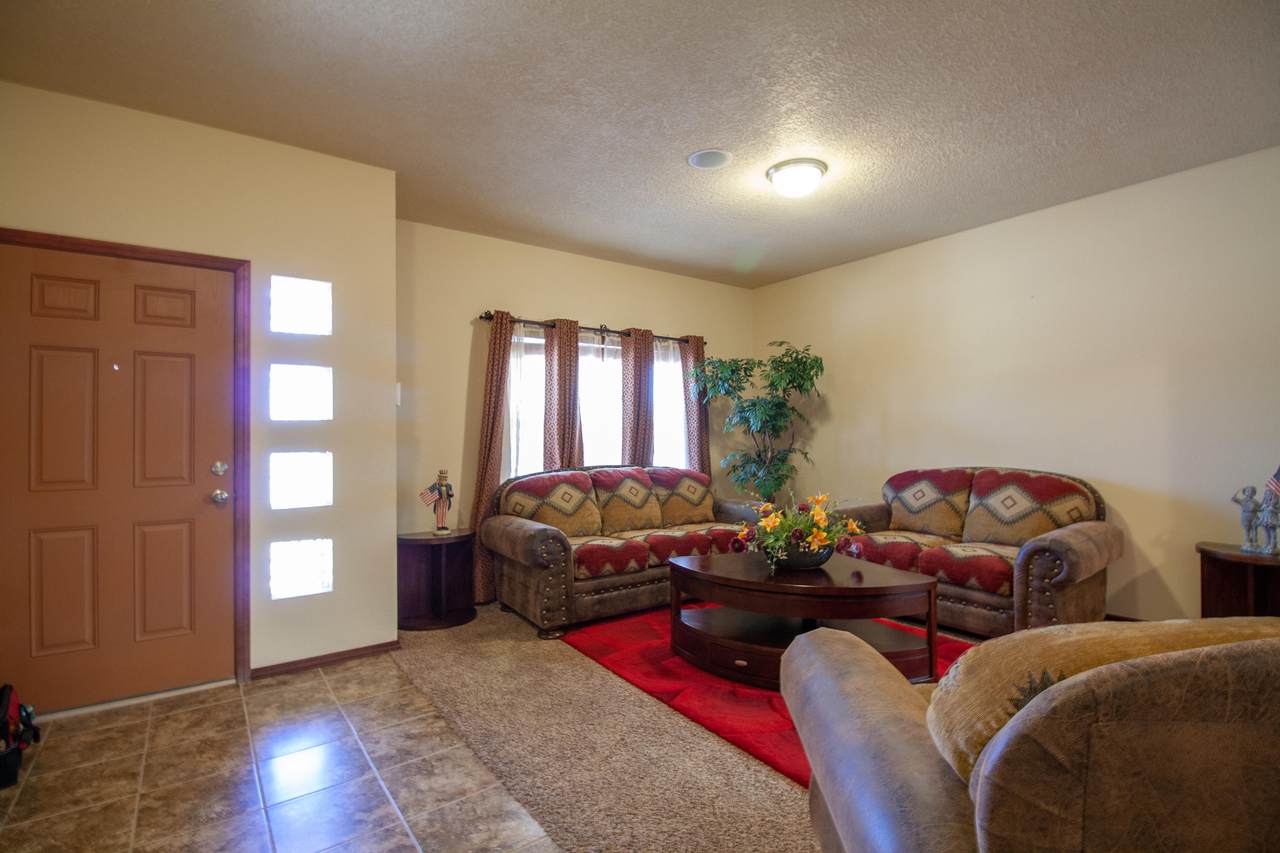 6405 Sincho Avenue - Photo 1