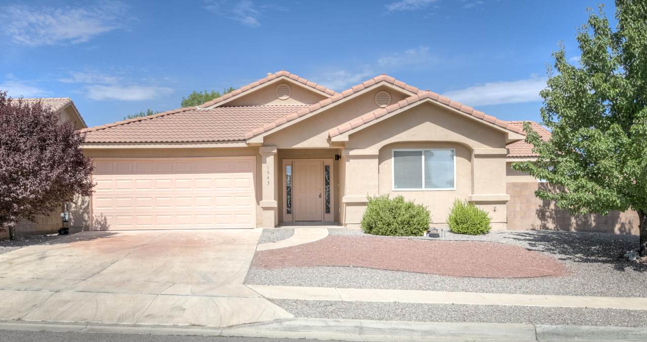 1543 White Pine Drive - Photo 1