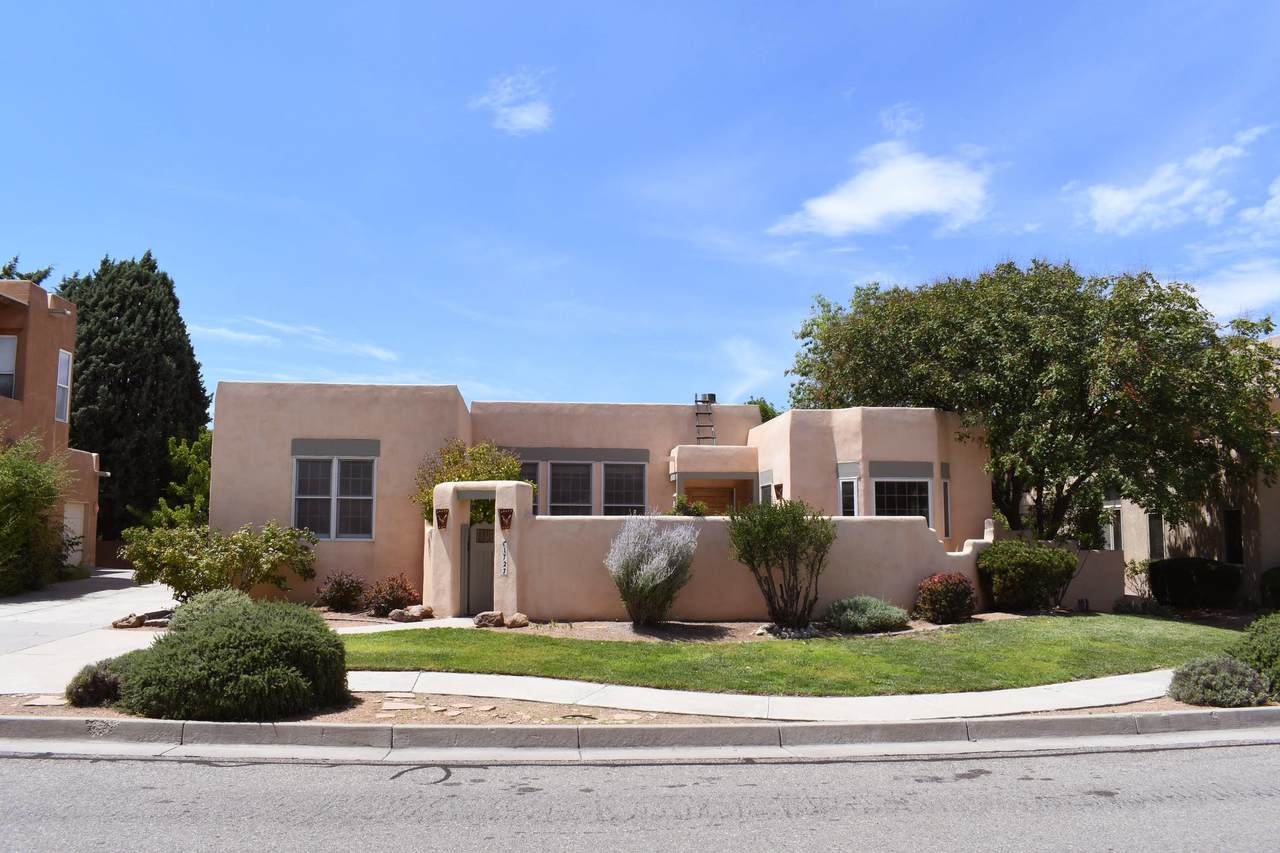 1727 Avenida Alturas - Photo 1