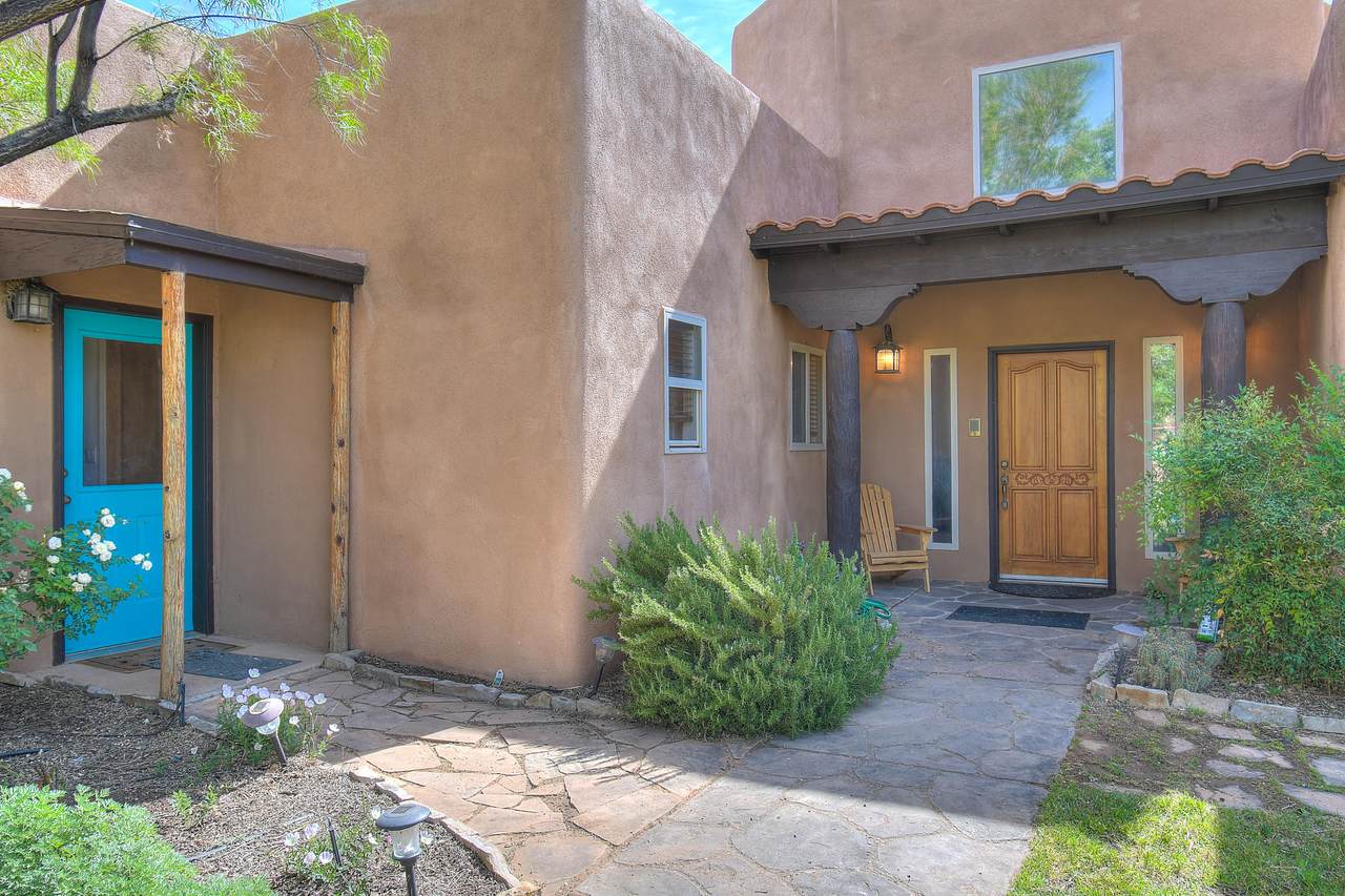 28 Cielo Vista Road - Photo 1