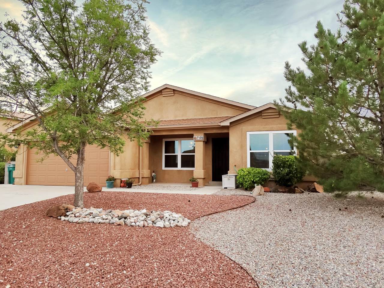 7108 Hartford Hills Drive - Photo 1