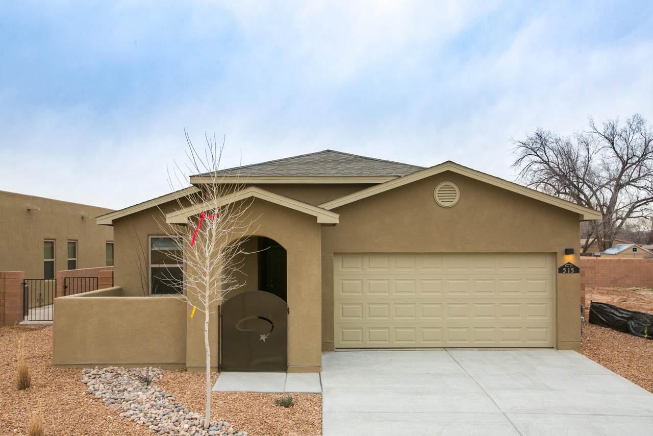 515 Tyrack Lane - Photo 1