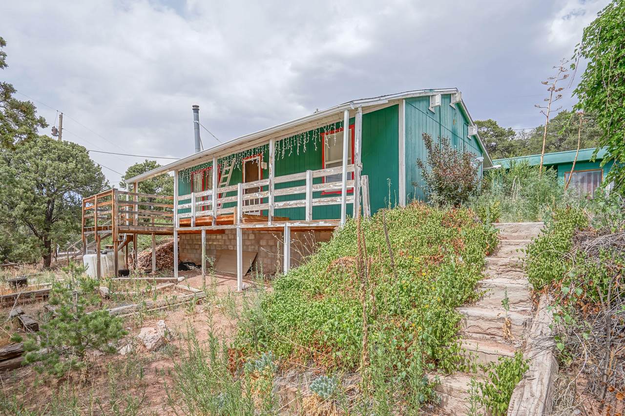 5 Derek Road - Photo 1