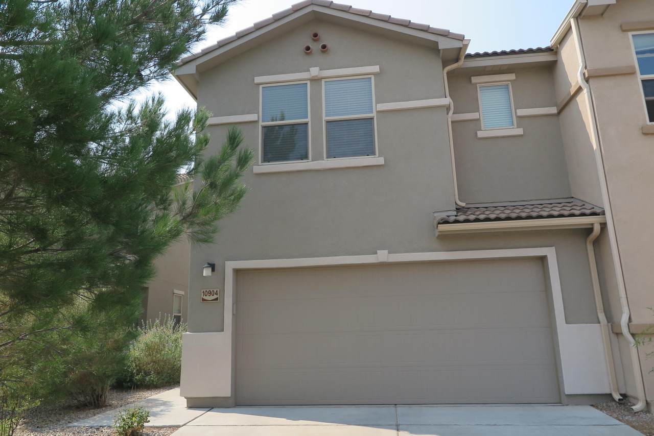 10904 Fort Point Lane - Photo 1