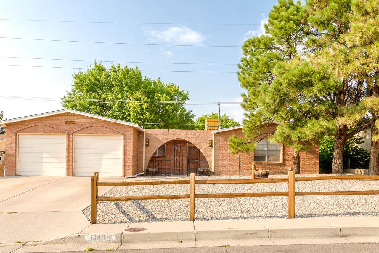 11809 Fulmer Drive - Photo 1