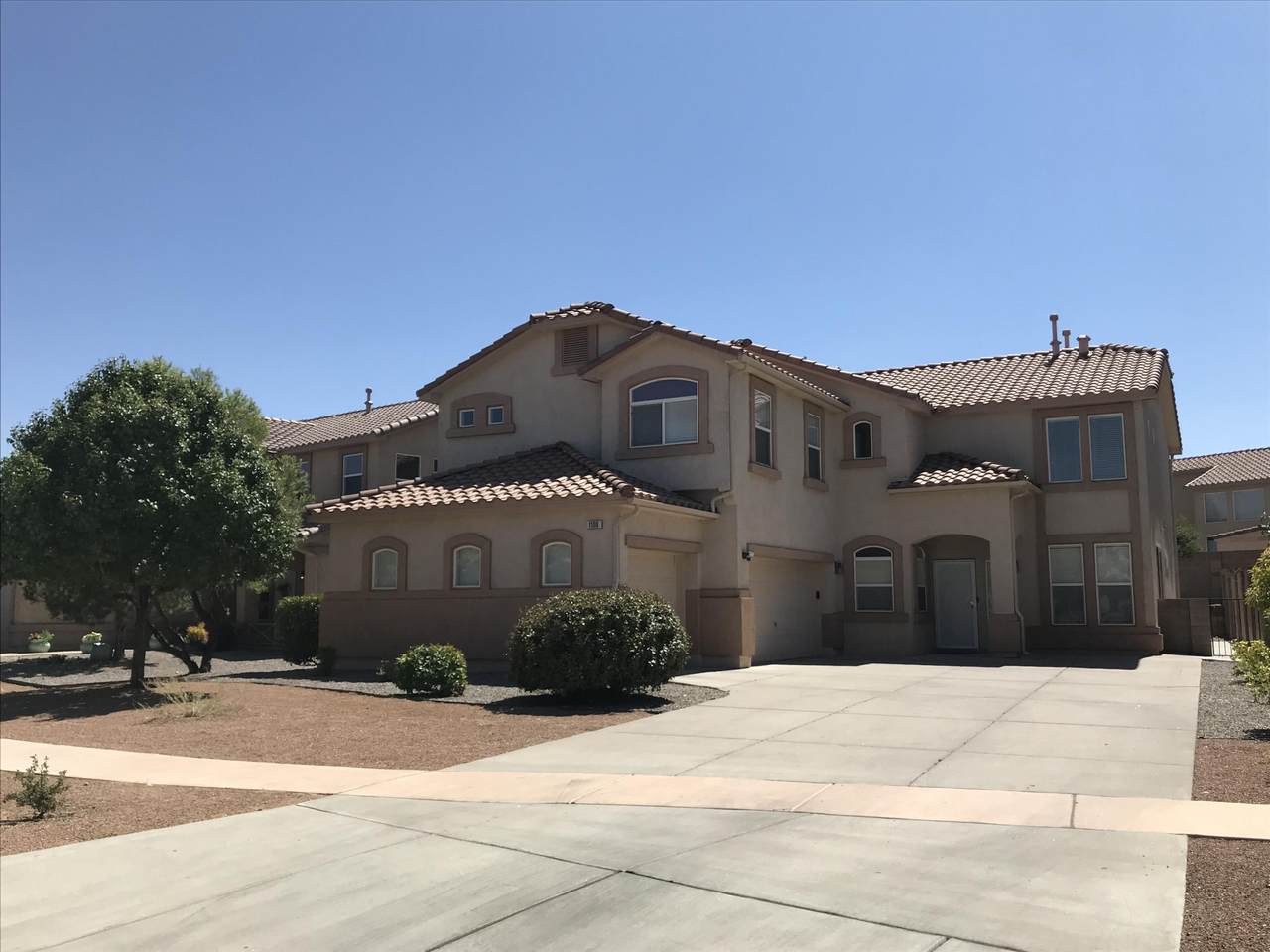 1100 Diamondback Drive - Photo 1