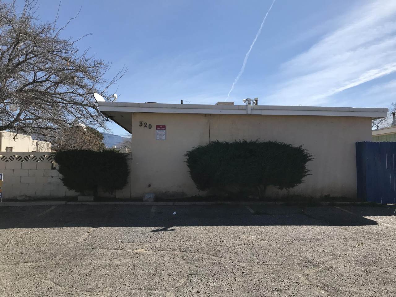 320 Charleston Street - Photo 1