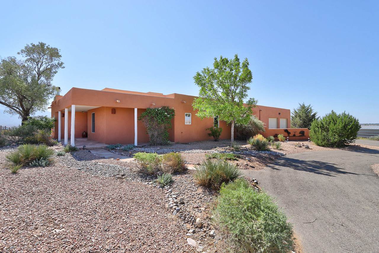 1580 Bridger Road - Photo 1