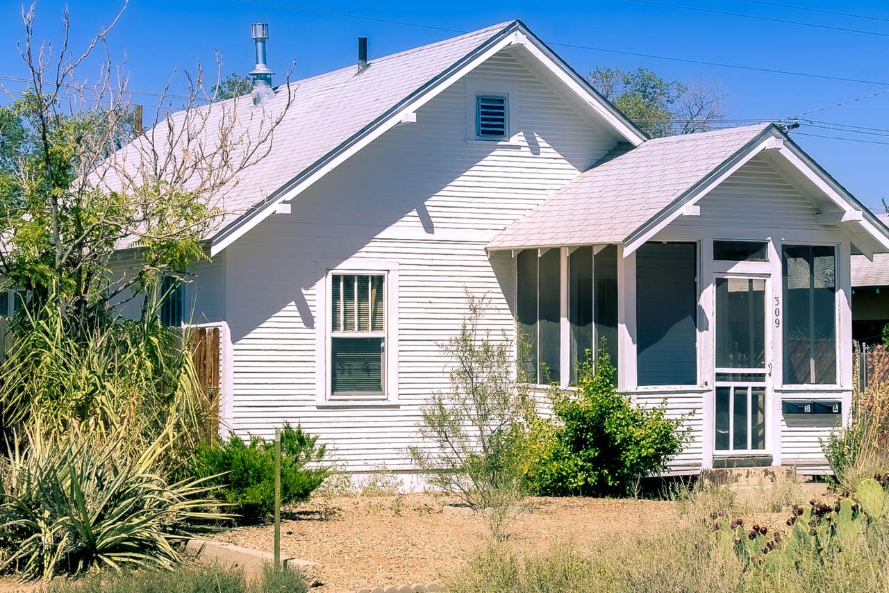 309 Cornell Drive - Photo 1