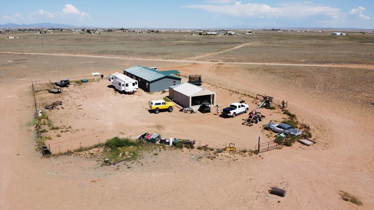 33 Palamino Loop - Photo 1