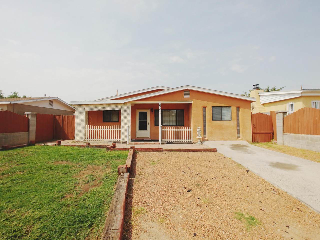 521 60TH Street - Photo 1