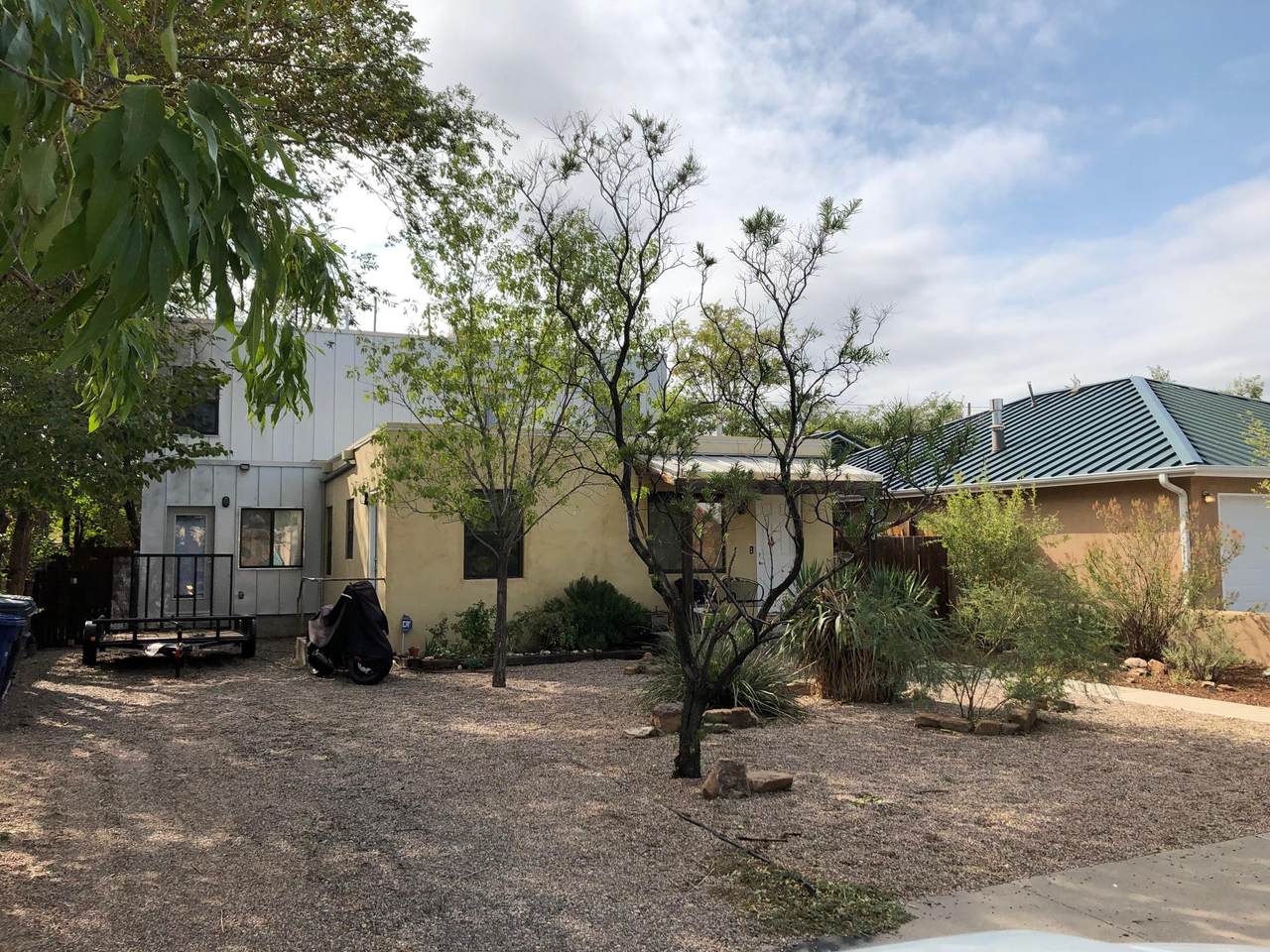415 Harvard Drive - Photo 1