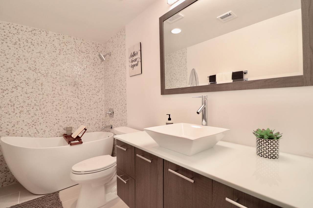 300 Tijeras Avenue - Photo 1