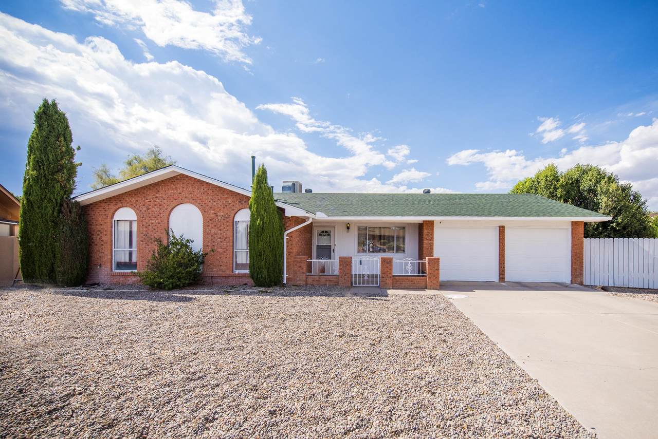 7421 Volunteer Street - Photo 1