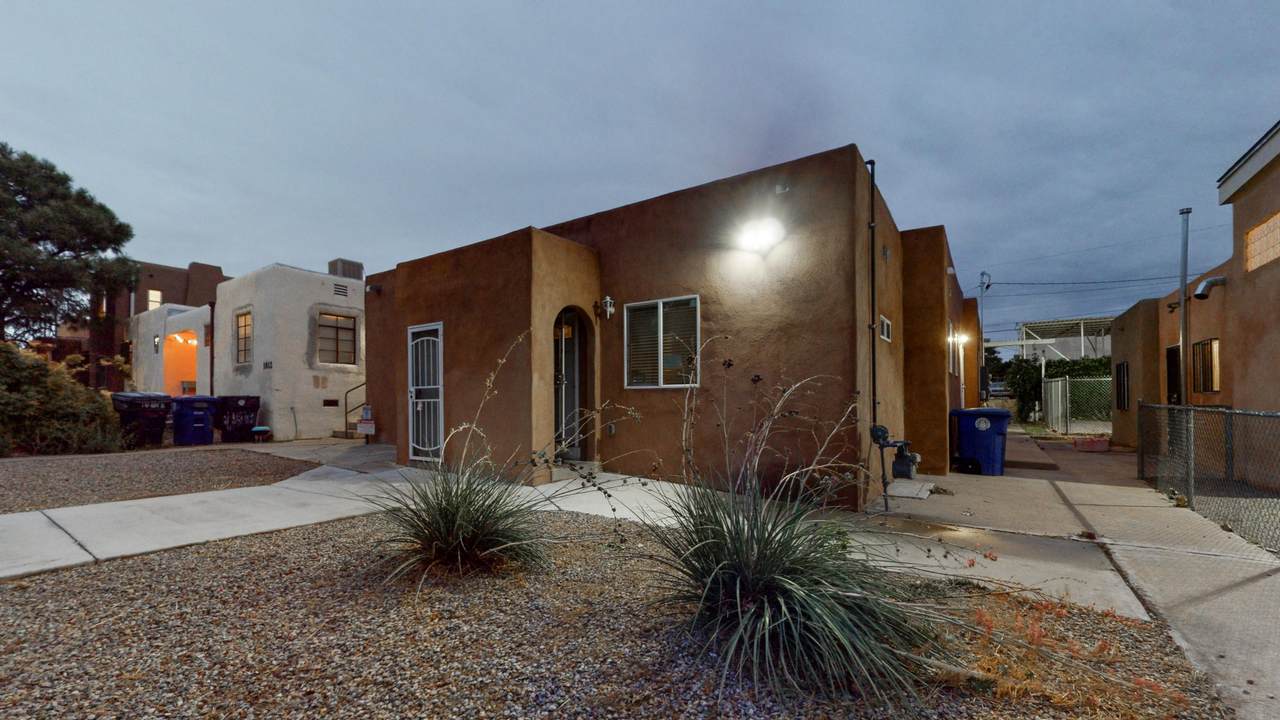 1808 Gold Avenue - Photo 1