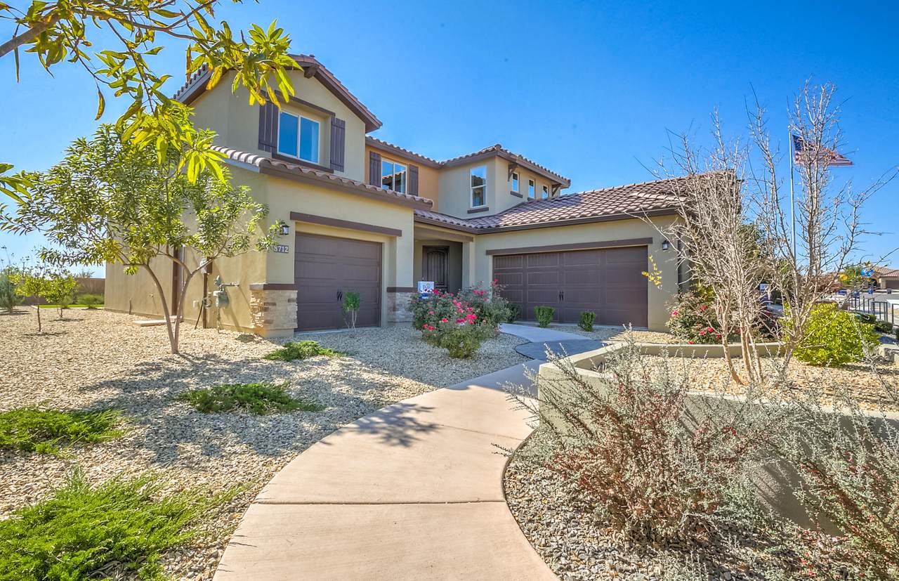 8712 Vista Cumbre Road - Photo 1