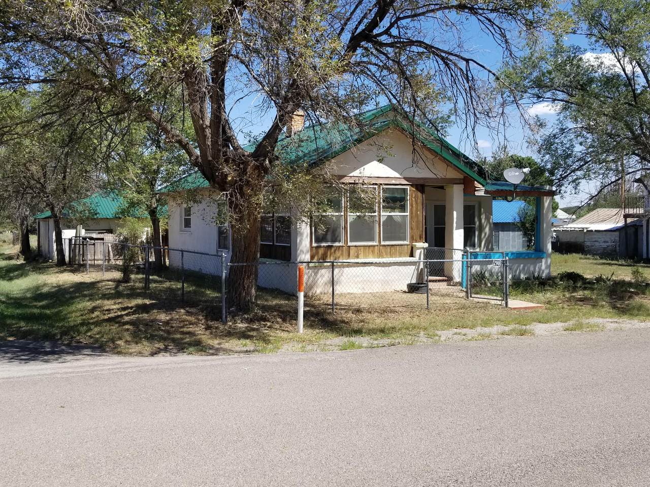 290 Thompson Avenue - Photo 1