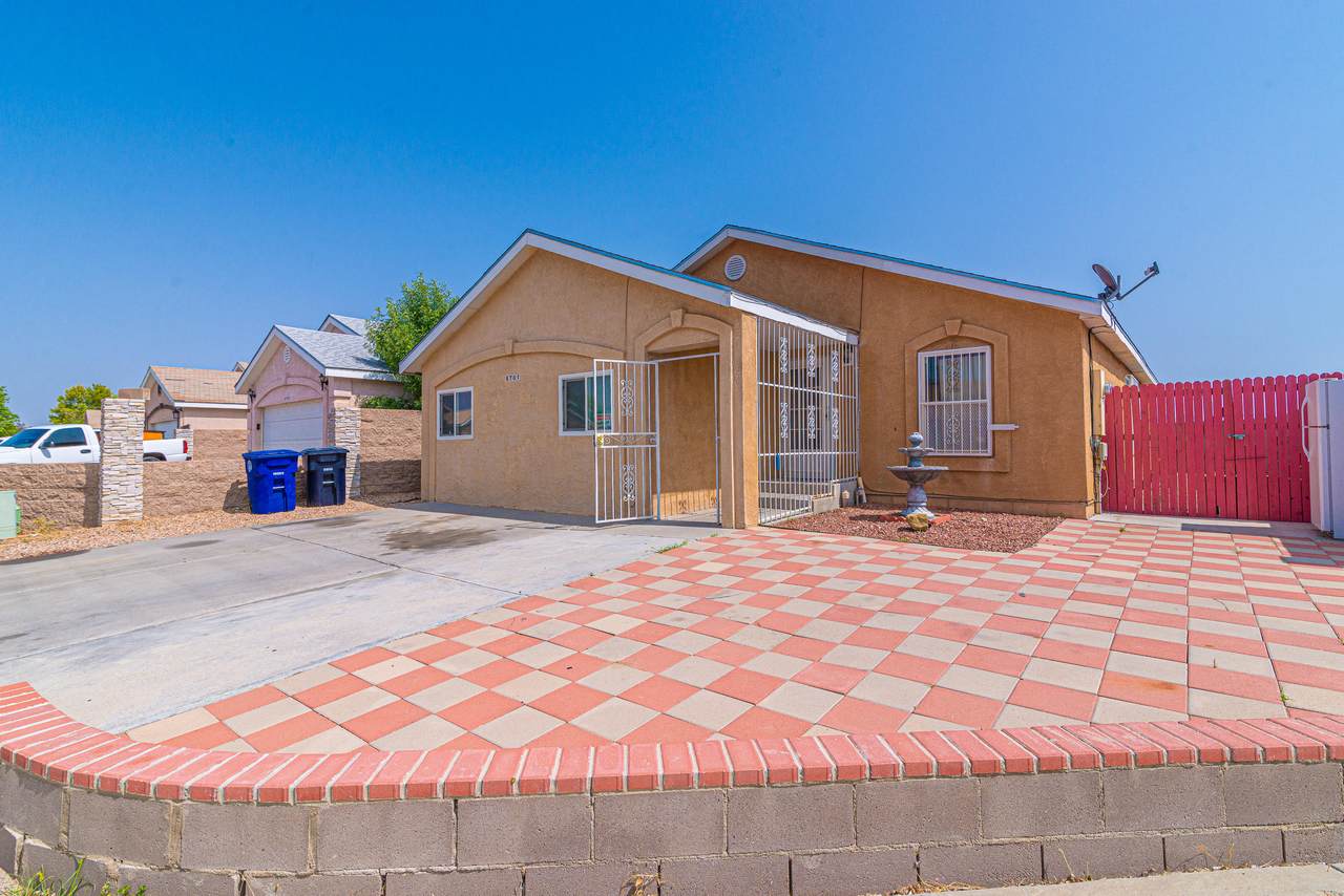 8701 Odin Road - Photo 1
