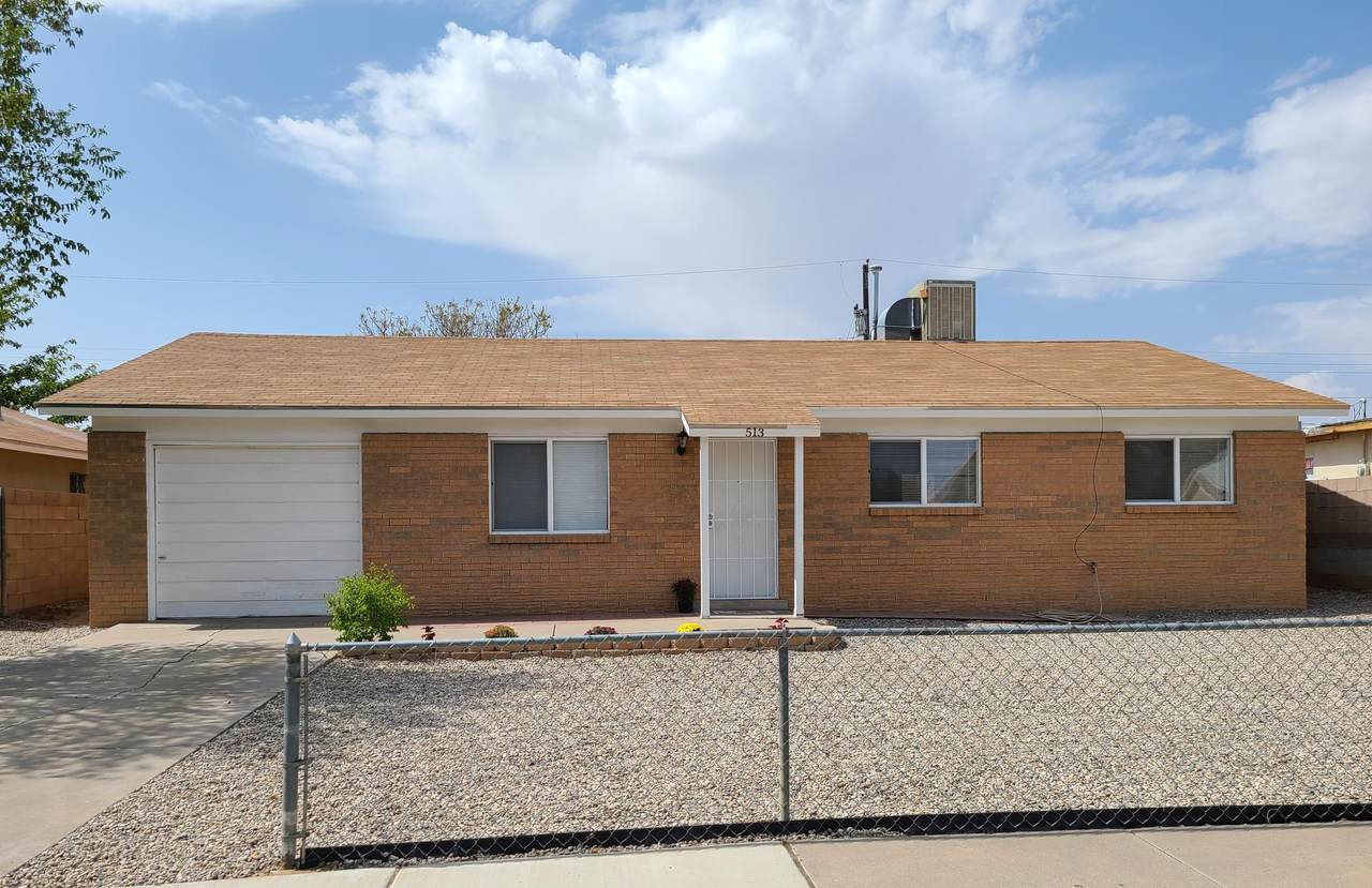 513 61 Street - Photo 1