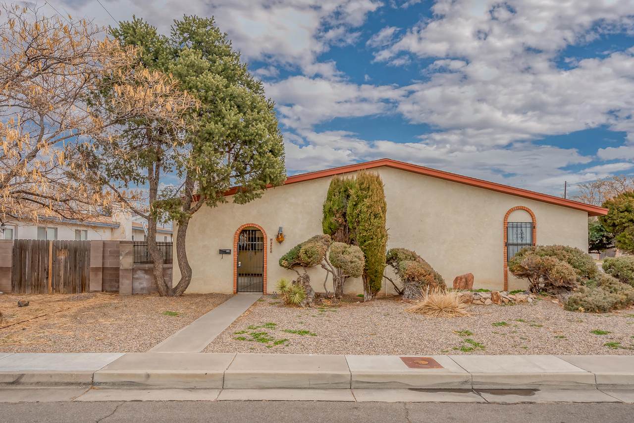 2800 Georgia Street - Photo 1