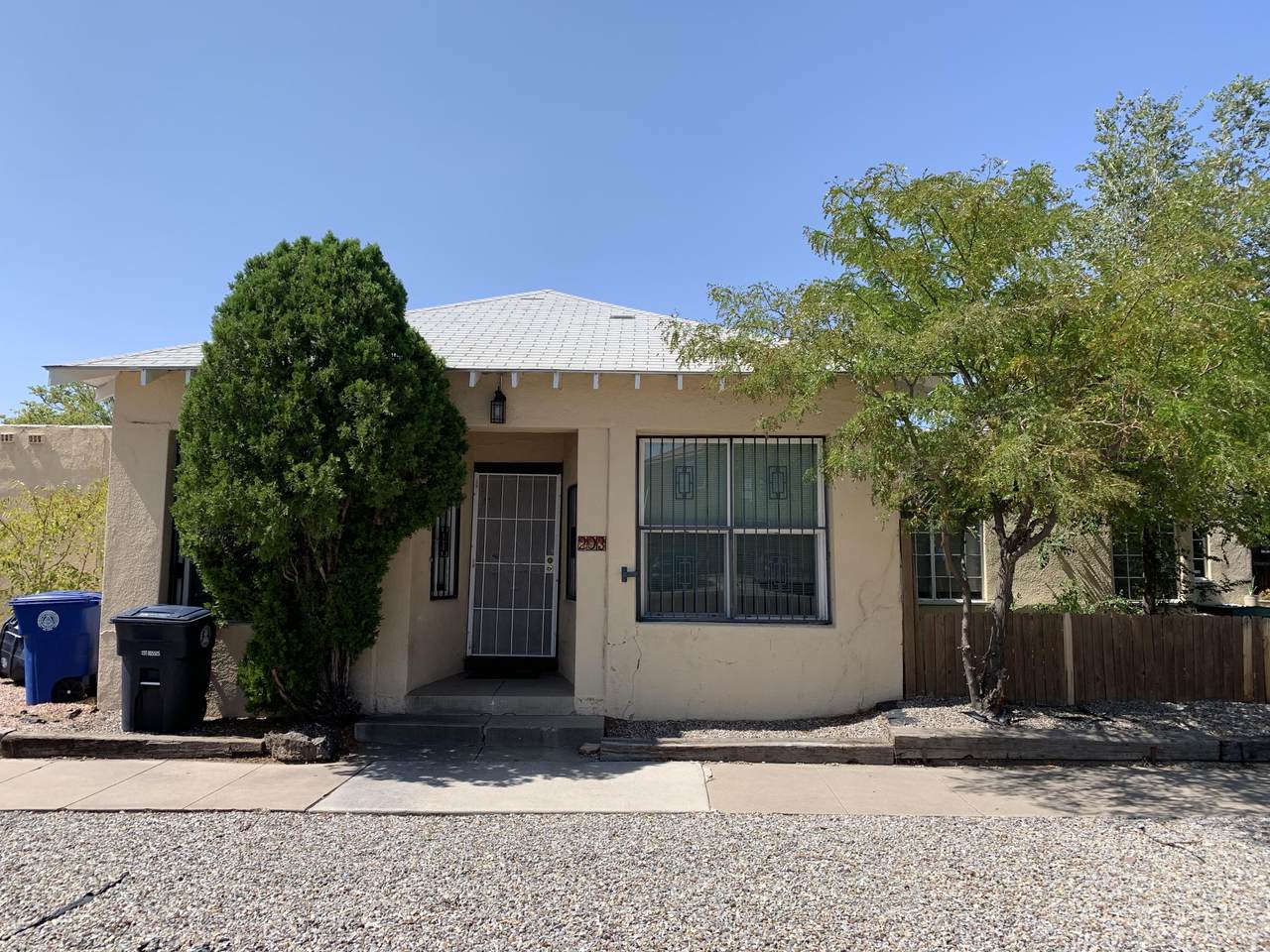 203 Stanford Drive - Photo 1