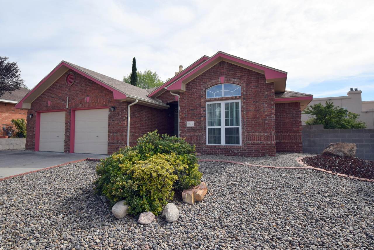 9512 Rosas Avenue - Photo 1