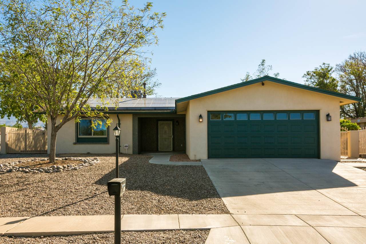 8812 Desert Willow Court - Photo 1