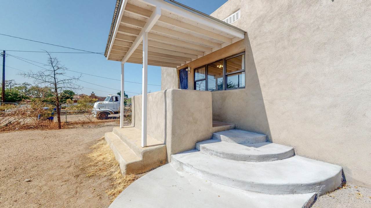 617 Cutler Avenue - Photo 1